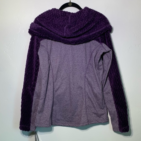 Avalanche Womens Gema Pullover Plum M - Picture 3 of 9